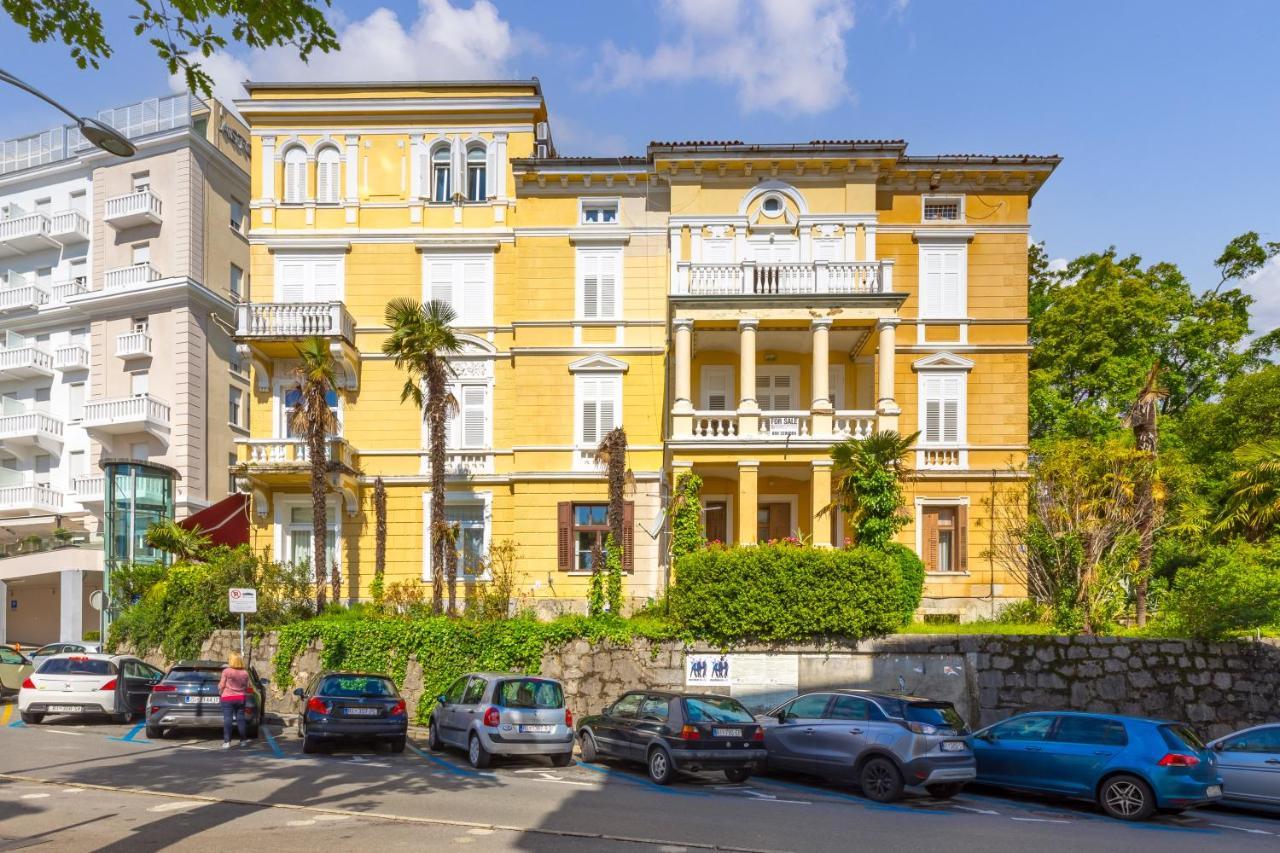 Apartman Tena *